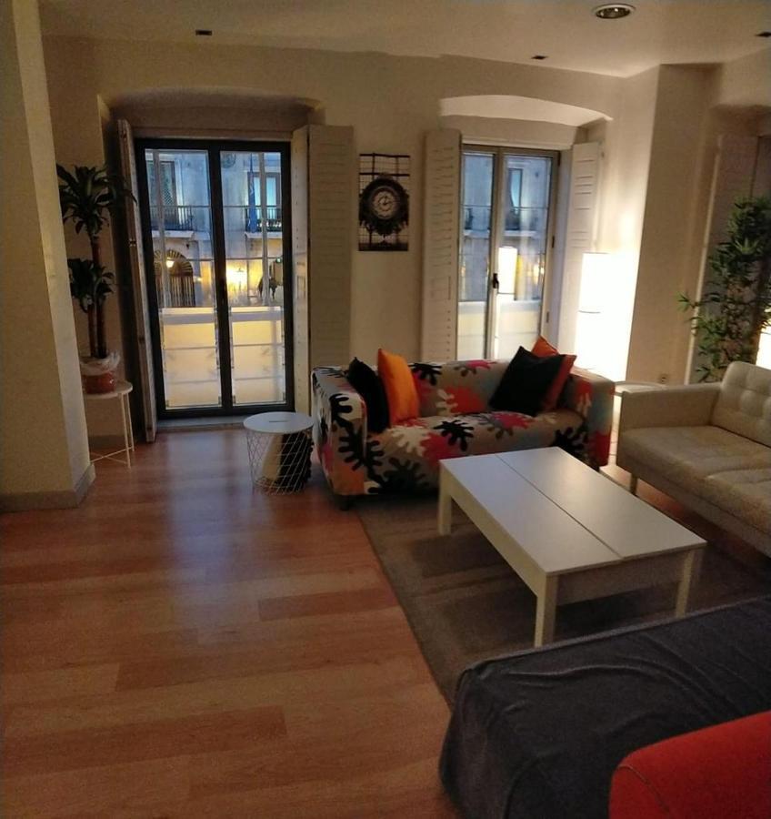 Plaza Ayto Loft Hall Oviedo